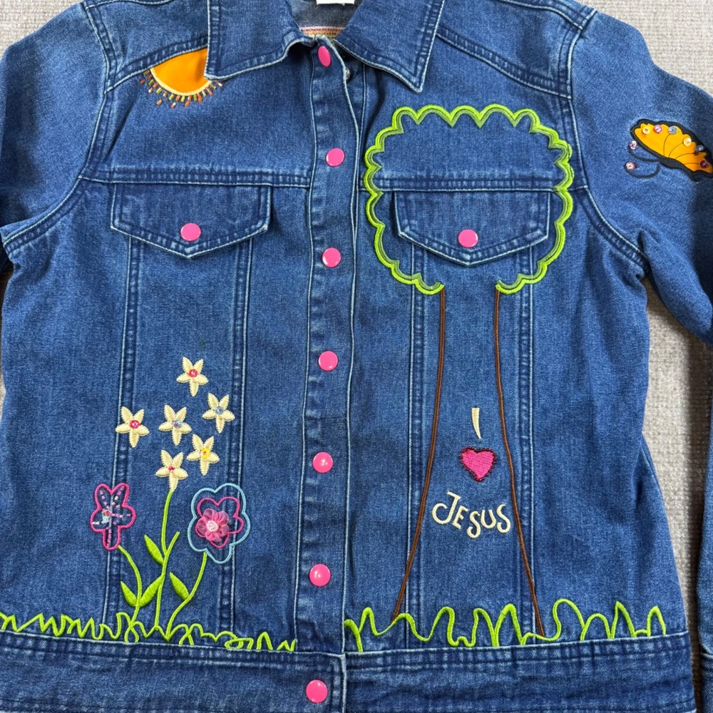 Vintage I Love Jesus Embroidered Denim Jacket Blue Pink Snaps Butterfly Sun - Picture 2 of 16